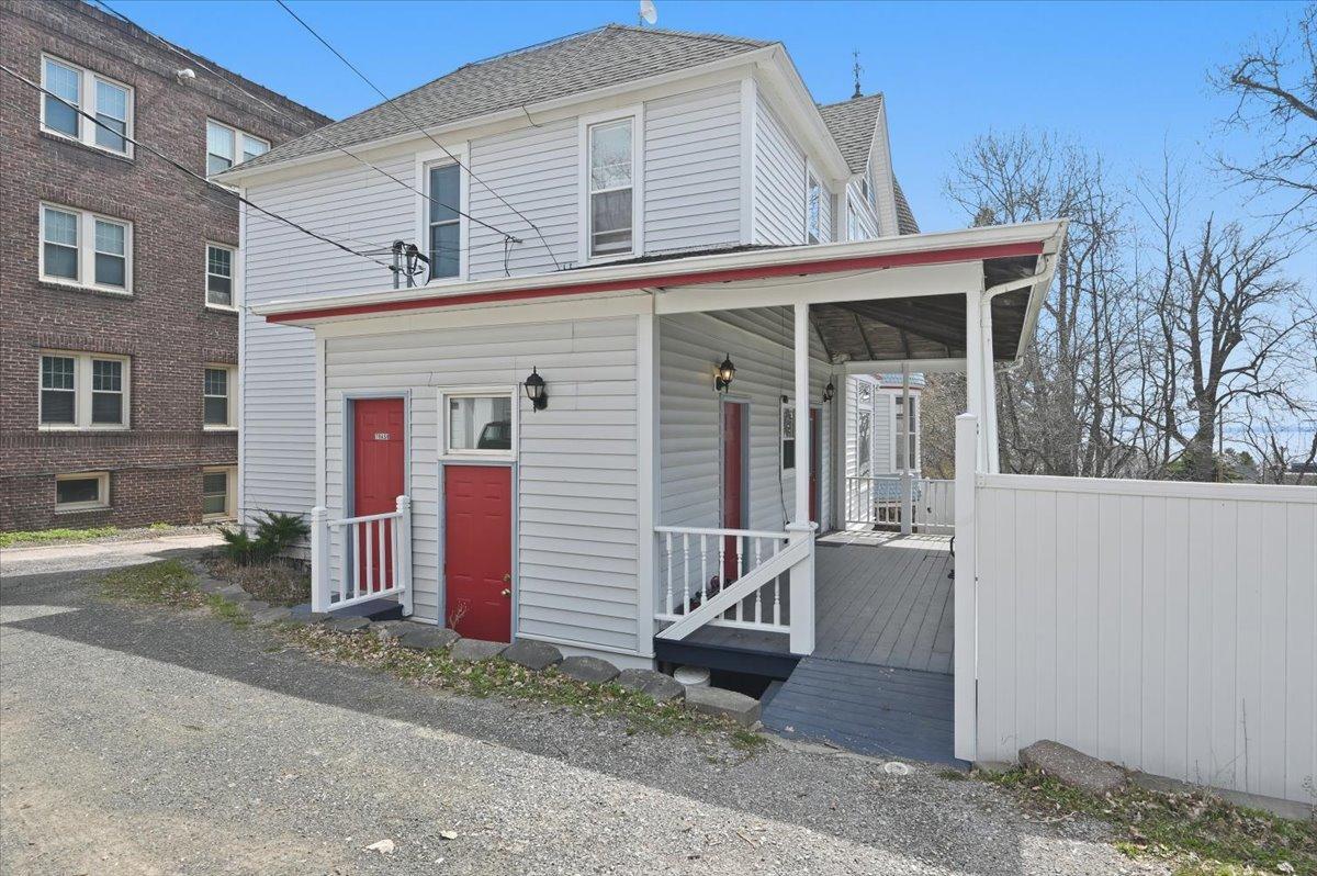 5th image of 1727 E Superior St, Duluth, MN 55812 | MLS# 7123750