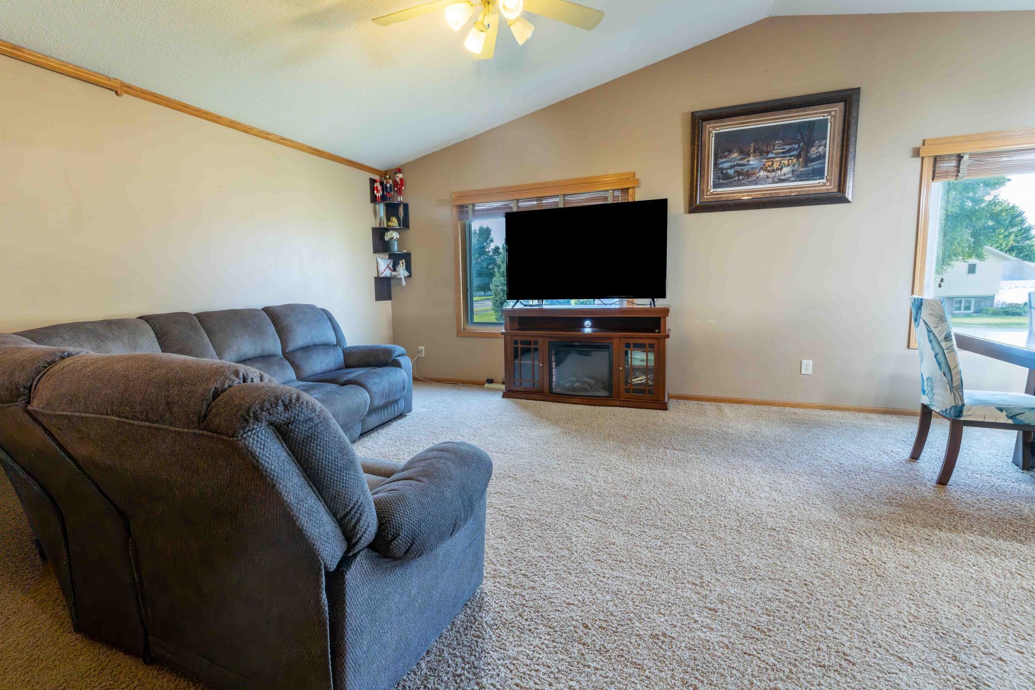 5th image of 112 Parkside St, Mankato, MN 56001 | MLS# 7123751