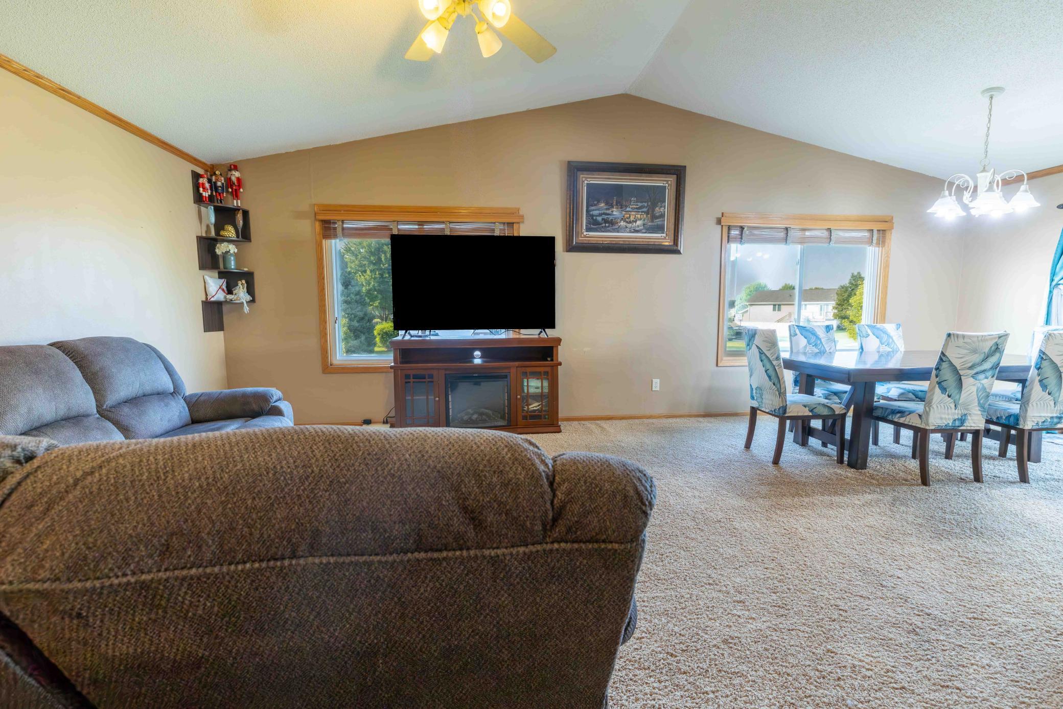 4th image of 112 Parkside St, Mankato, MN 56001 | MLS# 7123751