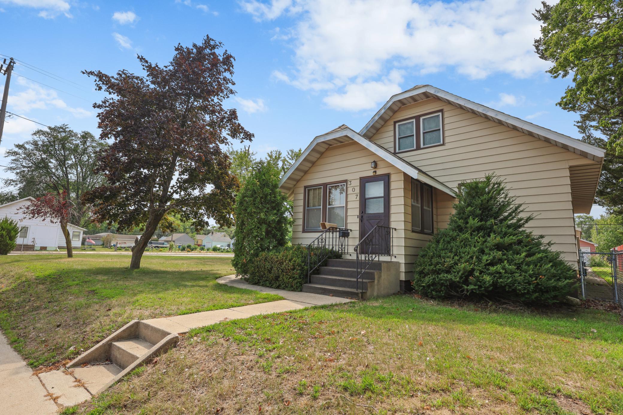 2nd image of 307 23rd Ave N, Saint Cloud, MN 56303 | MLS# 7123768