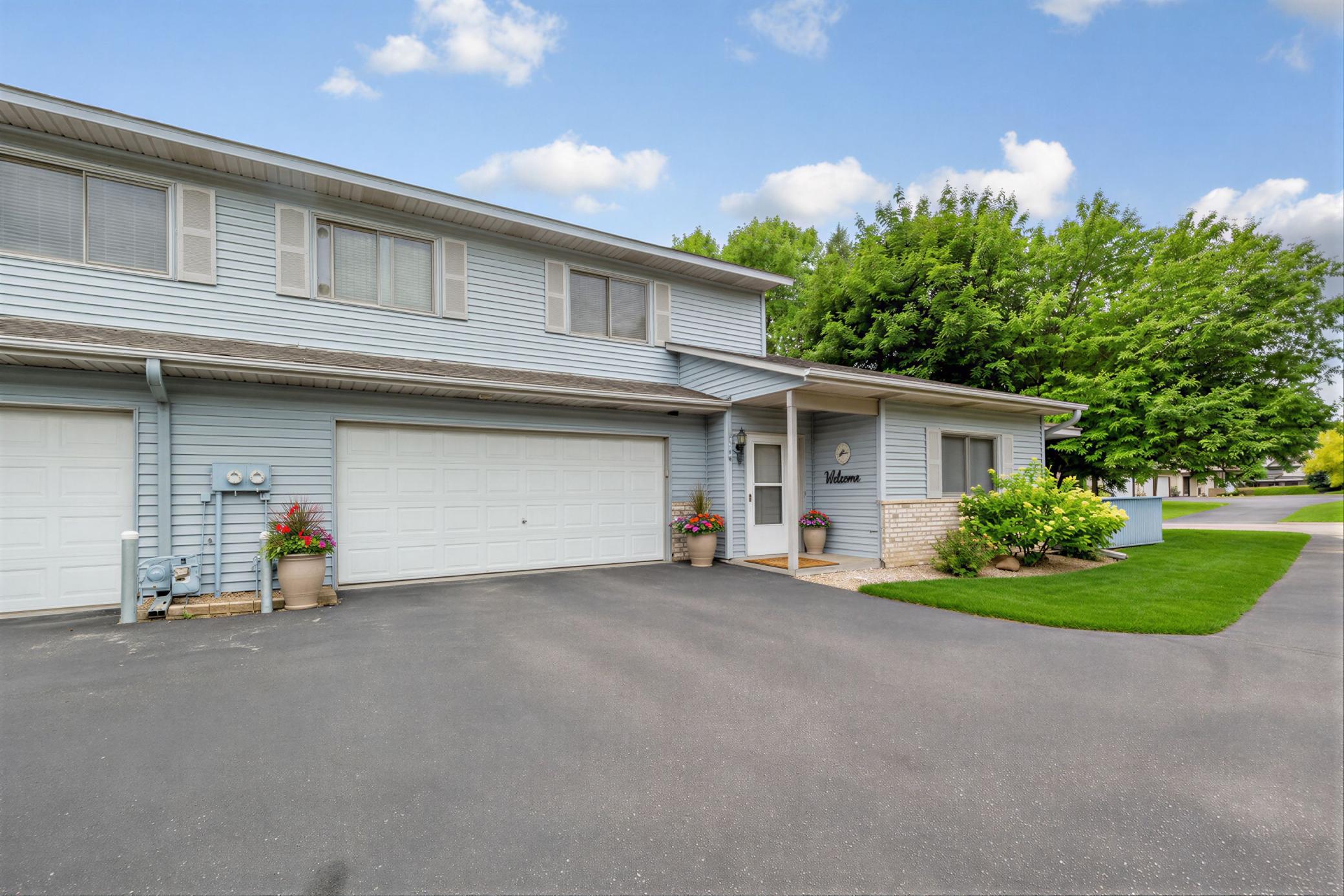 2nd image of 1154 Aston Cir, Burnsville, MN 55337 | MLS# 7123786