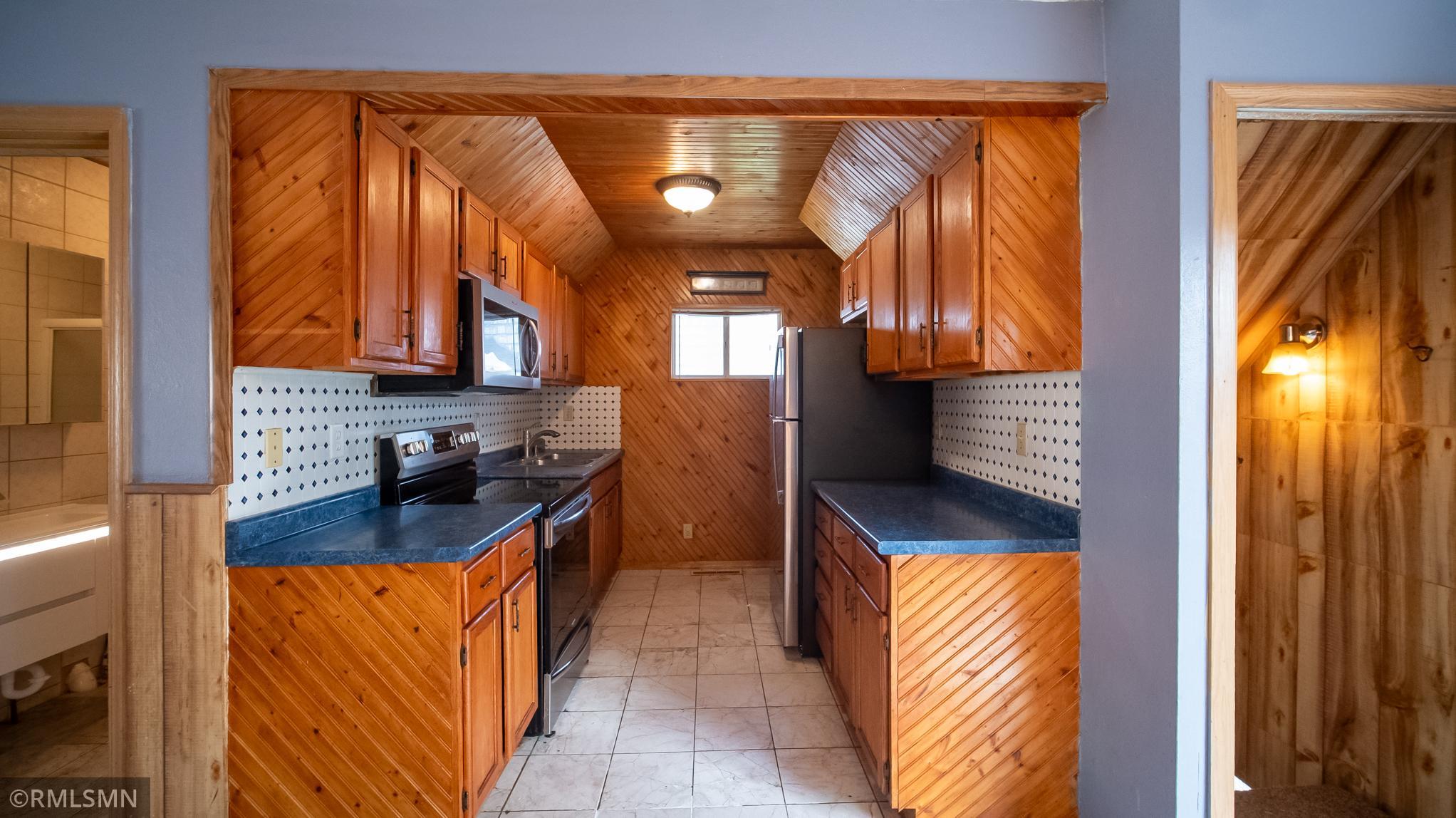 2nd image of 1212 6th Ave Se, Rochester, MN 55904 | MLS# 7123791
