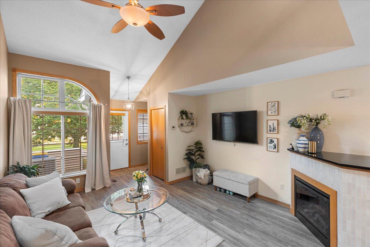 1st image of 11281 16th St Ne, Saint Michael, MN 55376 | MLS# 7123817