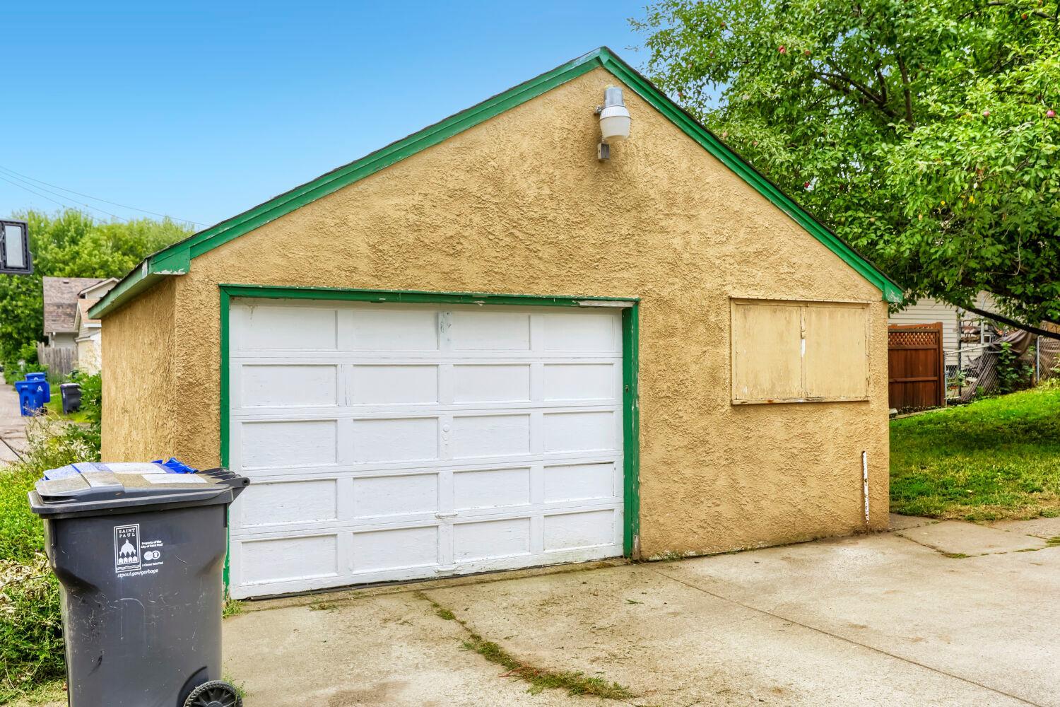 28th image of 1882 Hawthorne Ave E, Saint Paul, MN 55119 | MLS# 7123885