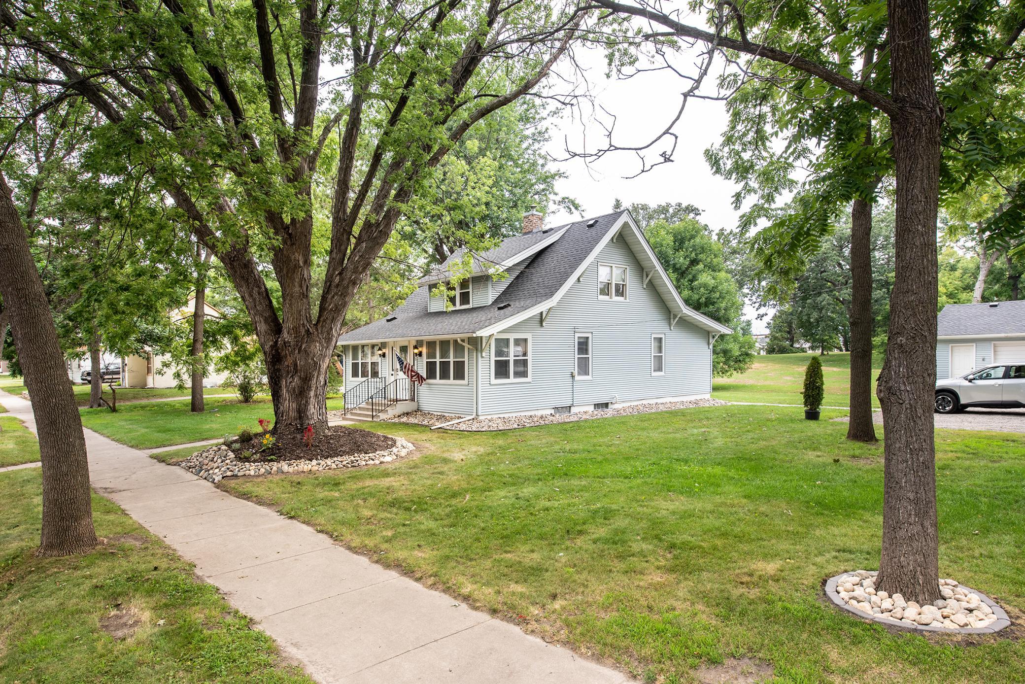 4th image of 305 8Th Ave E, Alexandria, MN 56308 | MLS# 7123916