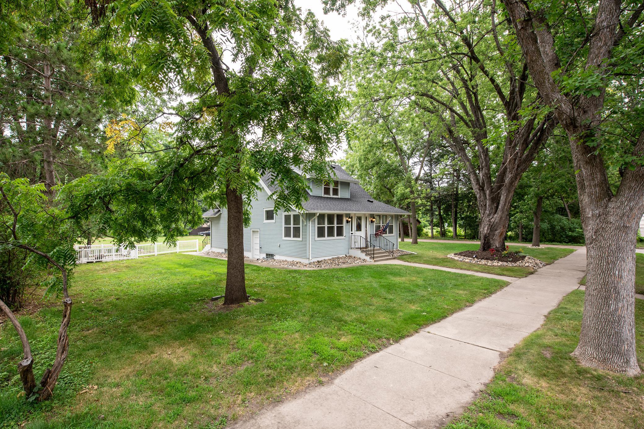 3rd image of 305 8Th Ave E, Alexandria, MN 56308 | MLS# 7123916