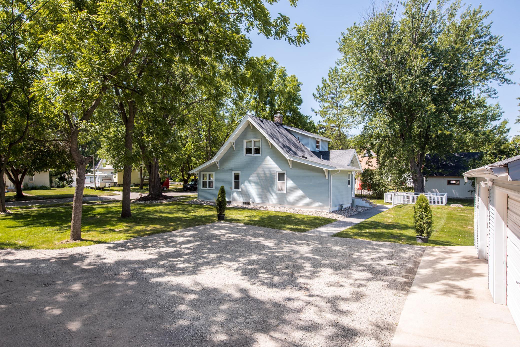 35th image of 305 8th Ave E, Alexandria, MN 56308 | MLS# 7123916