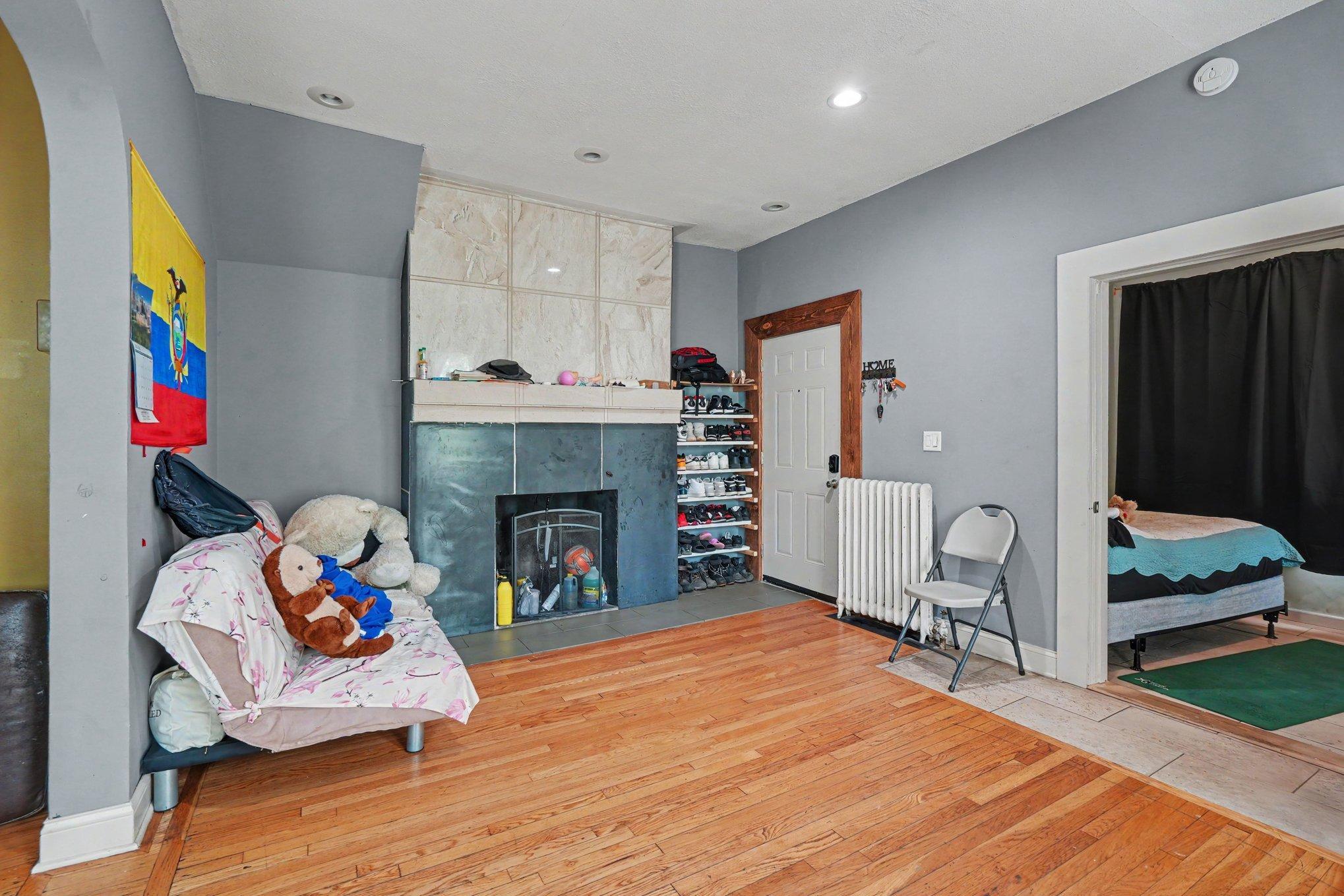 4th image of 3620 3Rd Ave S, Minneapolis, MN 55409 | MLS# 7123917
