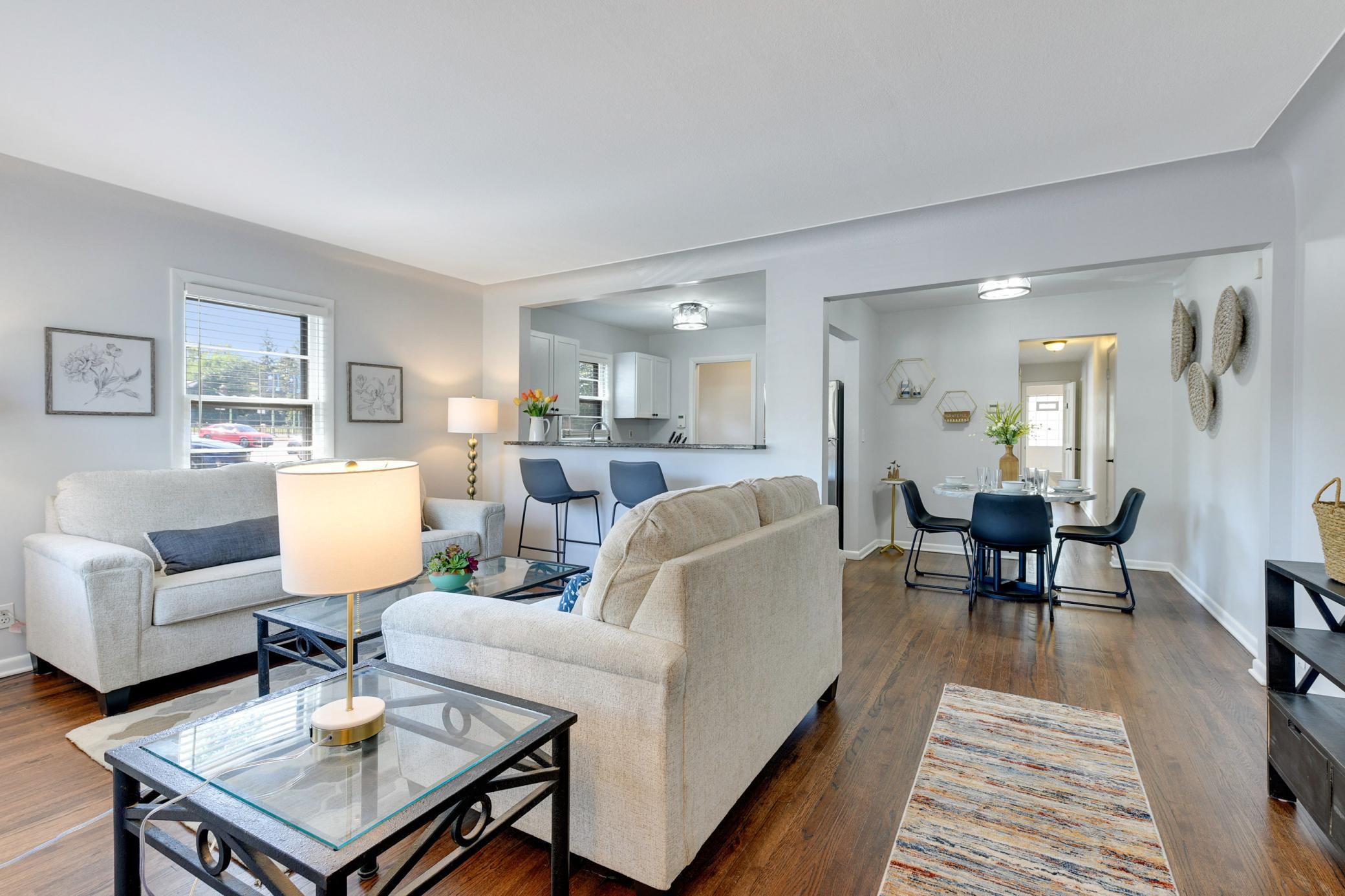 3rd image of 3998 Brunswick Ave S, Saint Louis Park, MN 55416 | MLS# 7123920