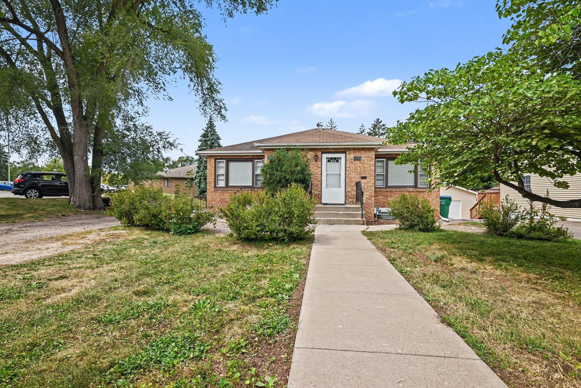 1st image of 3998 Brunswick Ave S, Saint Louis Park, MN 55416 | MLS# 7123920