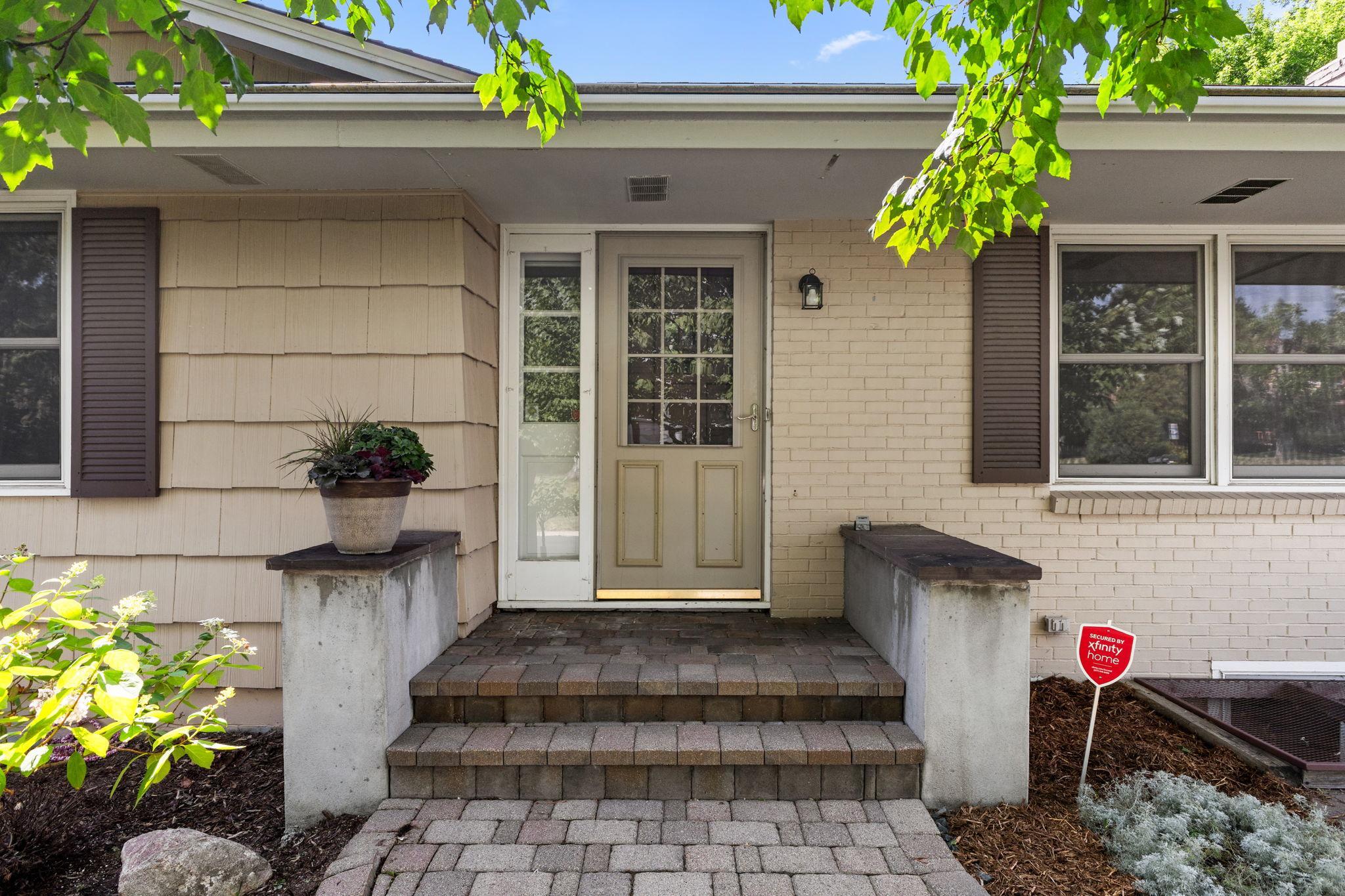 3rd image of 10112 Nord Ave S, Minneapolis, MN 55437 | MLS# 7123933