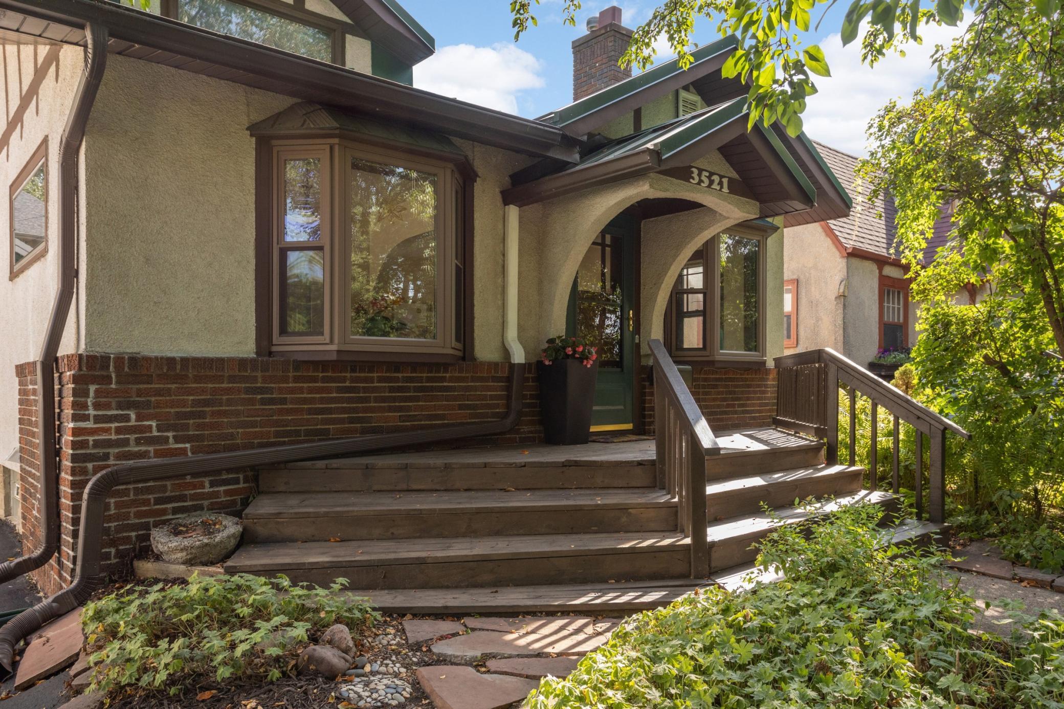 3rd image of 3521 E Minnehaha Pkwy, Minneapolis, MN 55417 | MLS# 7123951
