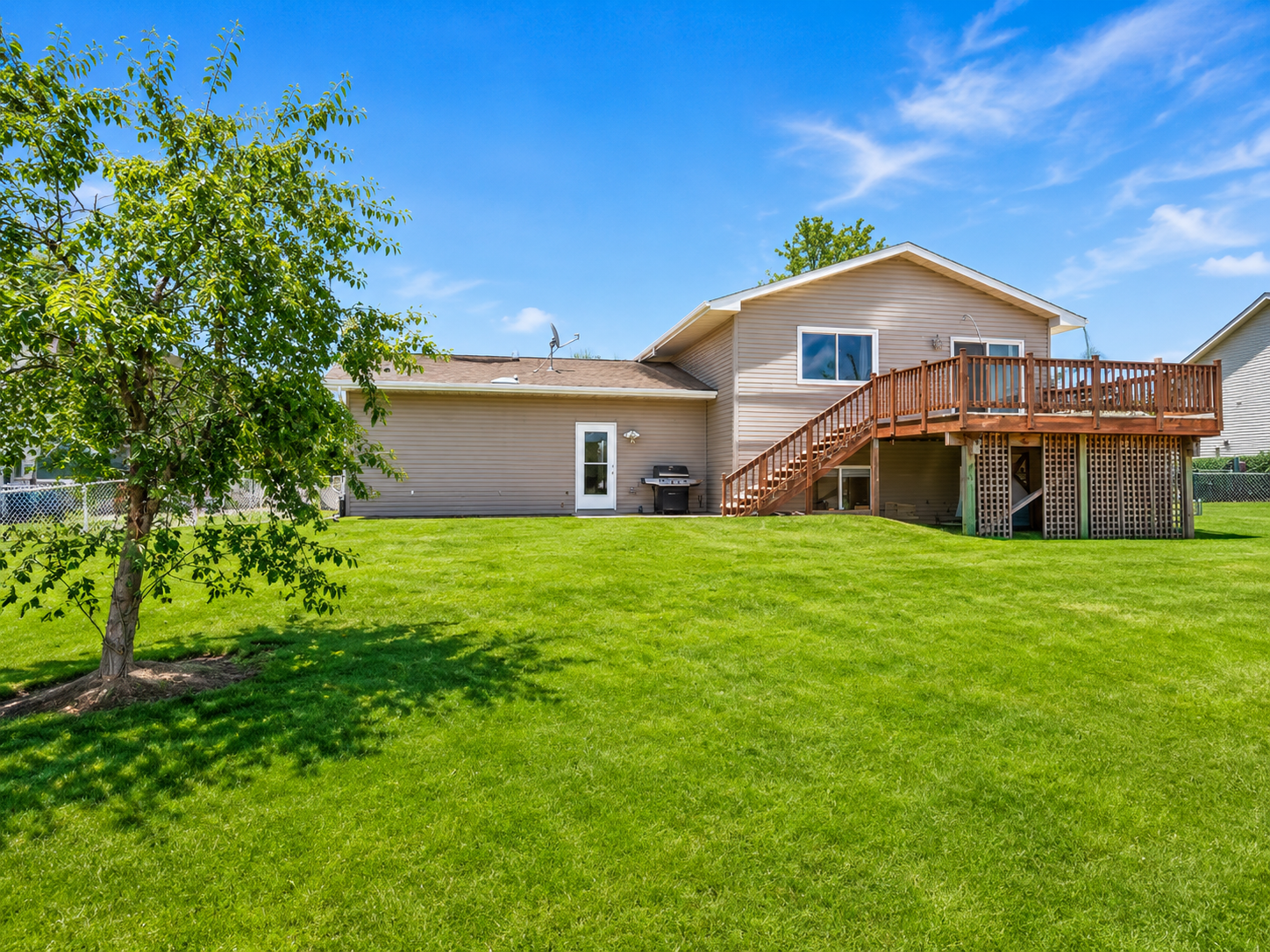 2nd image of 9748 Hames Ct S, Cottage Grove, MN 55016 | MLS# 7123970