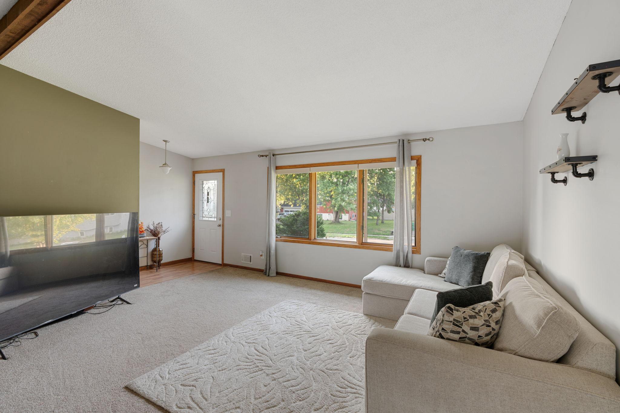 4th image of 474 83Rd Ave Ne, Minneapolis, MN 55432 | MLS# 7123993