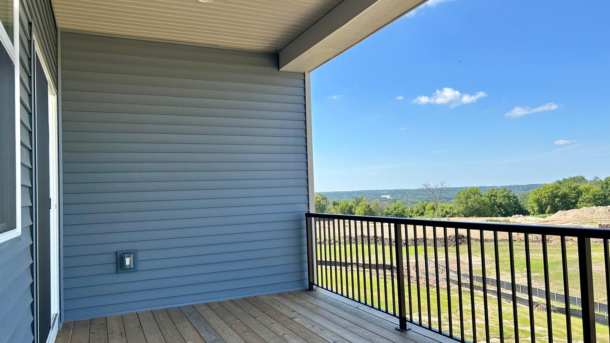 18th image of 2147 Bluff Heights Dr, Shakopee, MN 55379 | MLS# 7124023