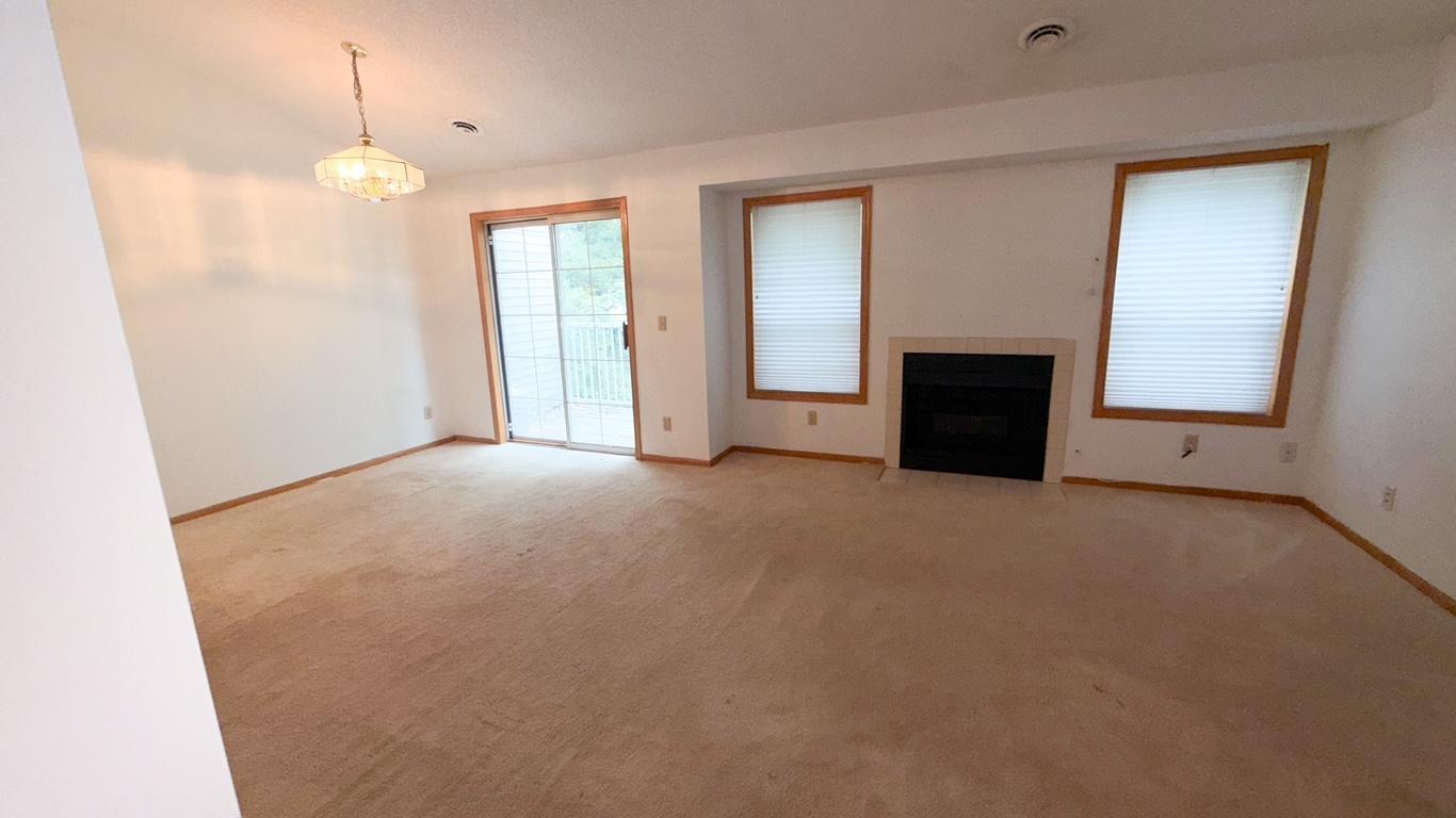 3rd image of 2617 Innsbruck Trl, Saint Paul, MN 55112 | MLS# 7124079