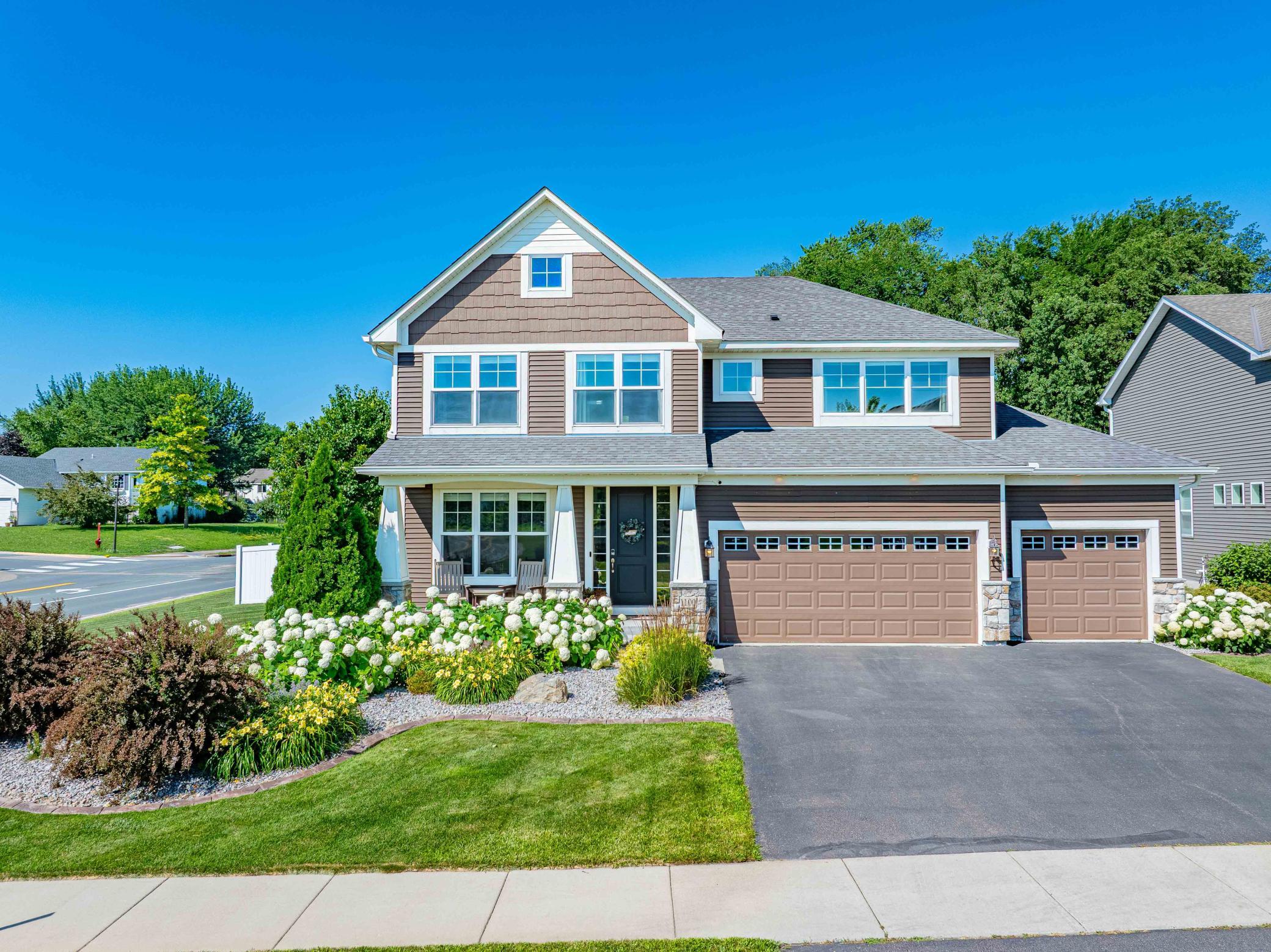 2nd image of 1100 Skybrooke Ave, Waconia, MN 55387 | MLS# 7124119