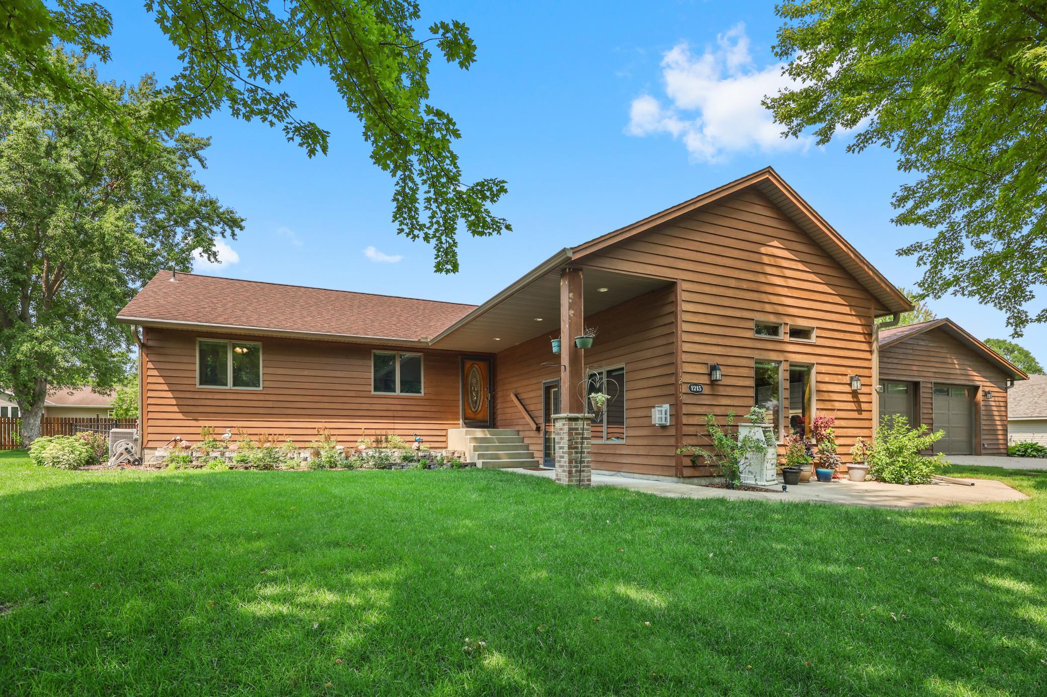 1st image of 1215 35th Ave N, Saint Cloud, MN 56303 | MLS# 7124132