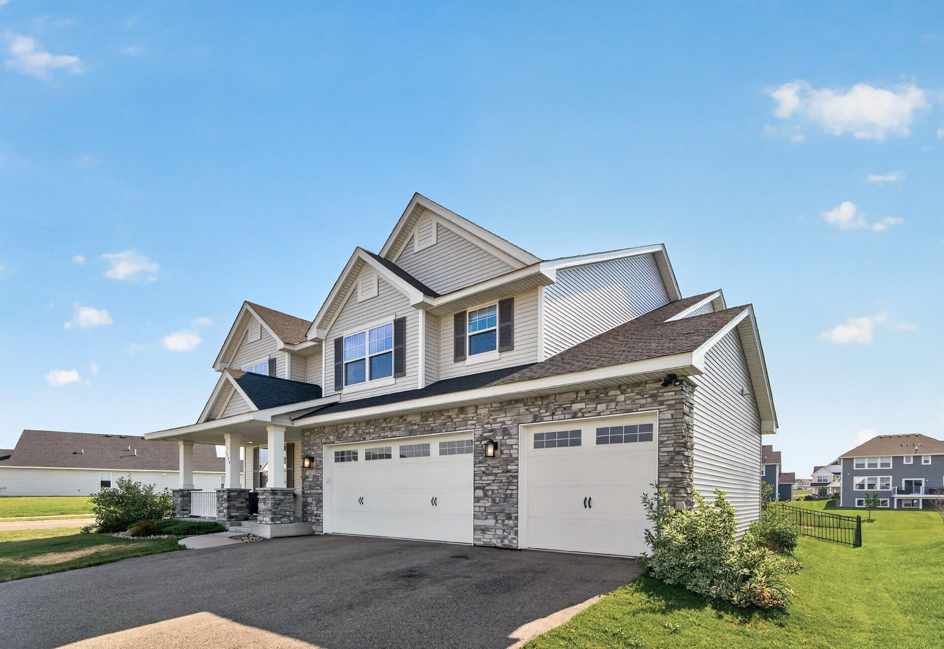 2nd image of 8384 Yearling Trl, Saint Paul, MN 55129 | MLS# 7124171