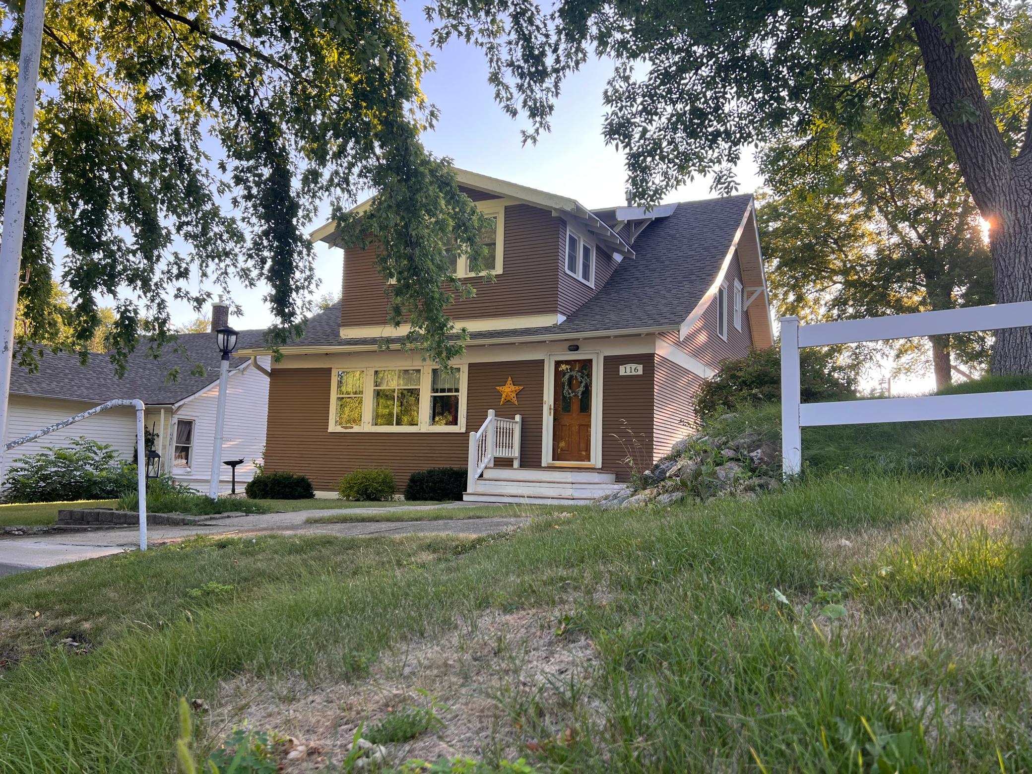 2nd image of 116 Grant St S, Lake Benton, MN 56149 | MLS# 7124201