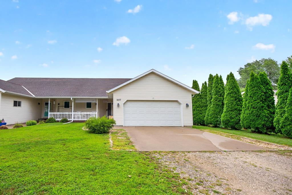 1st image of 1407 S Garden St, Lake City, MN 55041 | MLS# 7124223