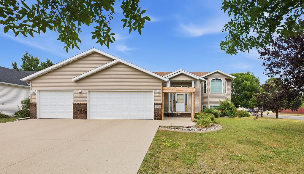 2nd image of 1502 Baywood Dr, West Fargo, ND 58078 | MLS# 7124228