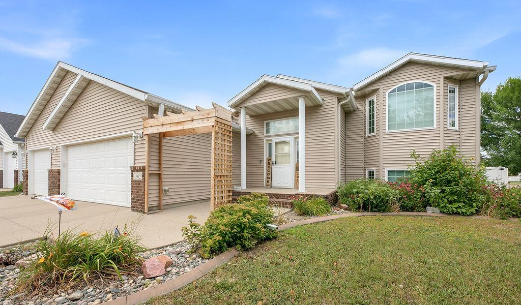 1st image of 1502 Baywood Dr, West Fargo, ND 58078 | MLS# 7124228