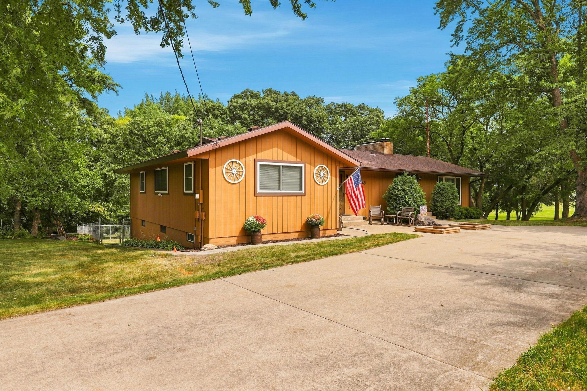2nd image of 1703 2nd St Se, Saint Cloud, MN 56304 | MLS# 7124292