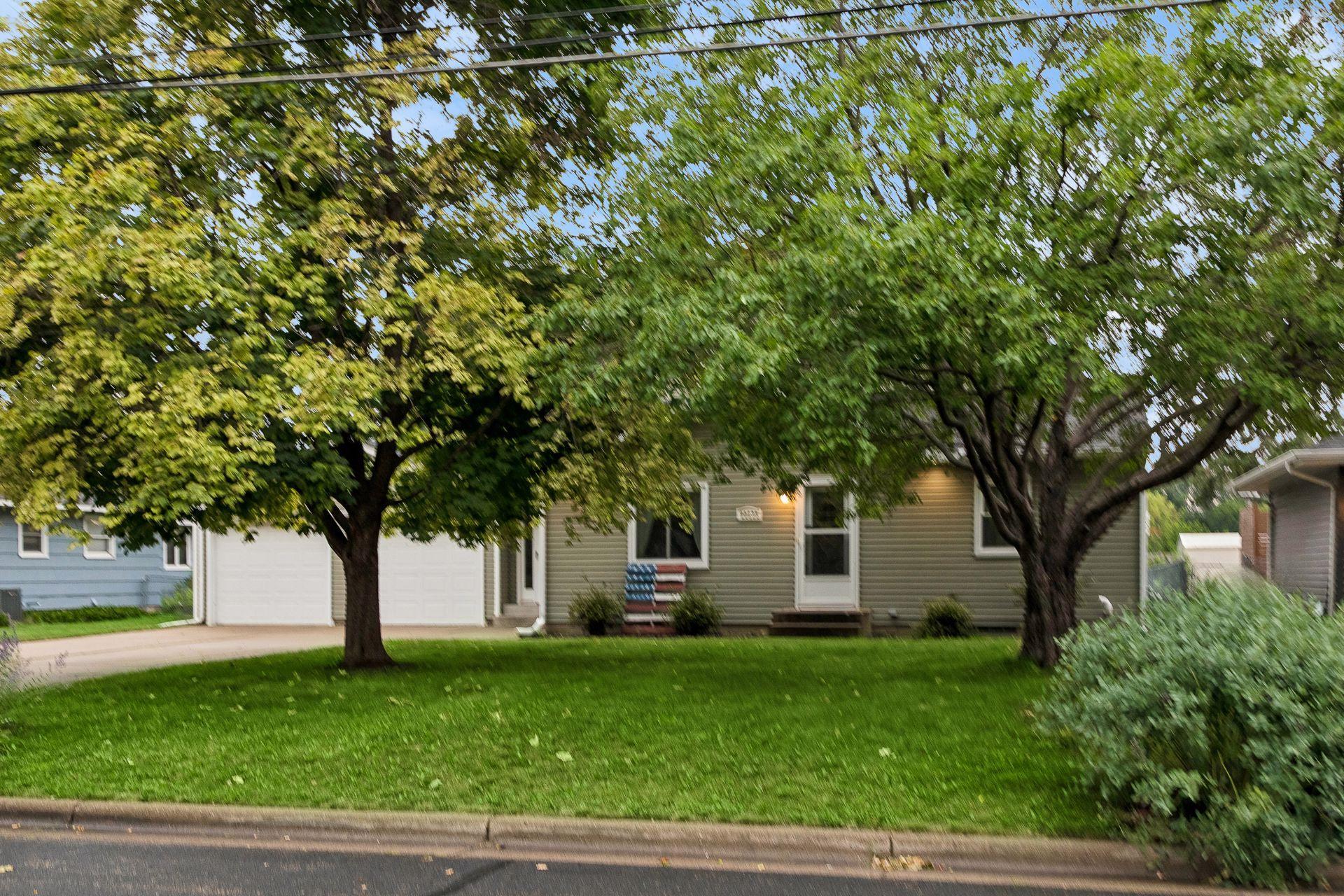 2nd image of 20635 Hughes Ave W, Lakeville, MN 55044 | MLS# 7124307