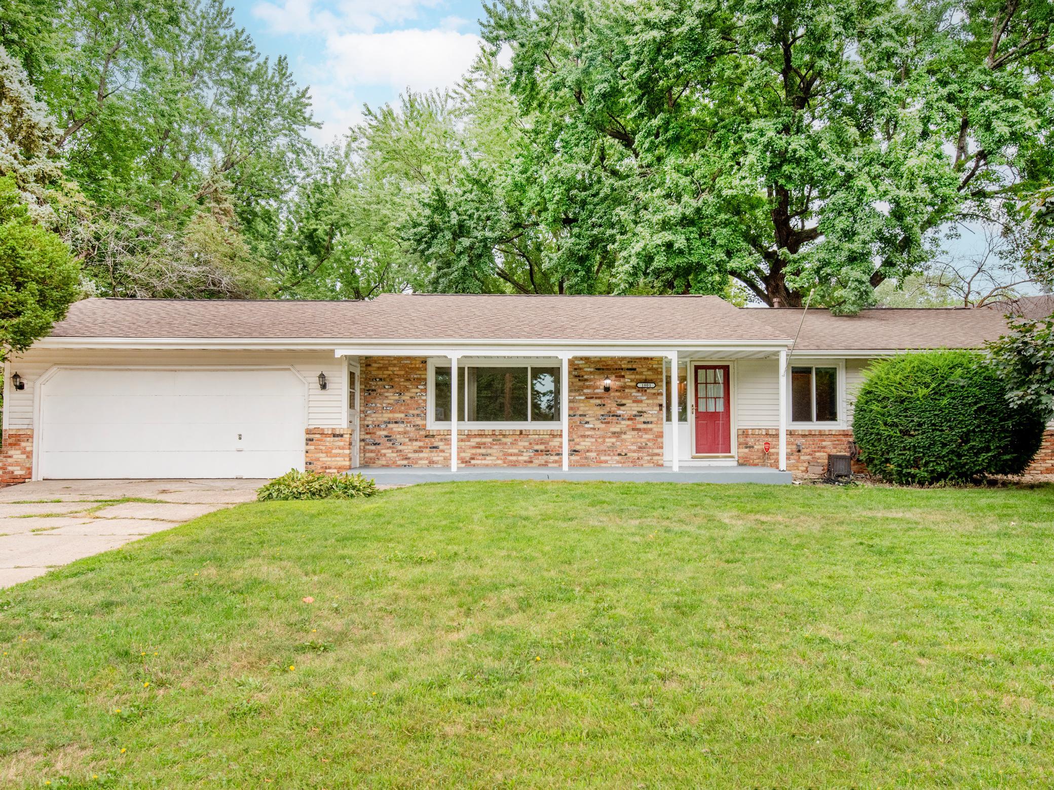 Photo 2 of Single family home for sale at 1801 River Hills Dr, Burnsville, MN 55337 | MLS# 7124350 | Listing updated on 2026-09-02