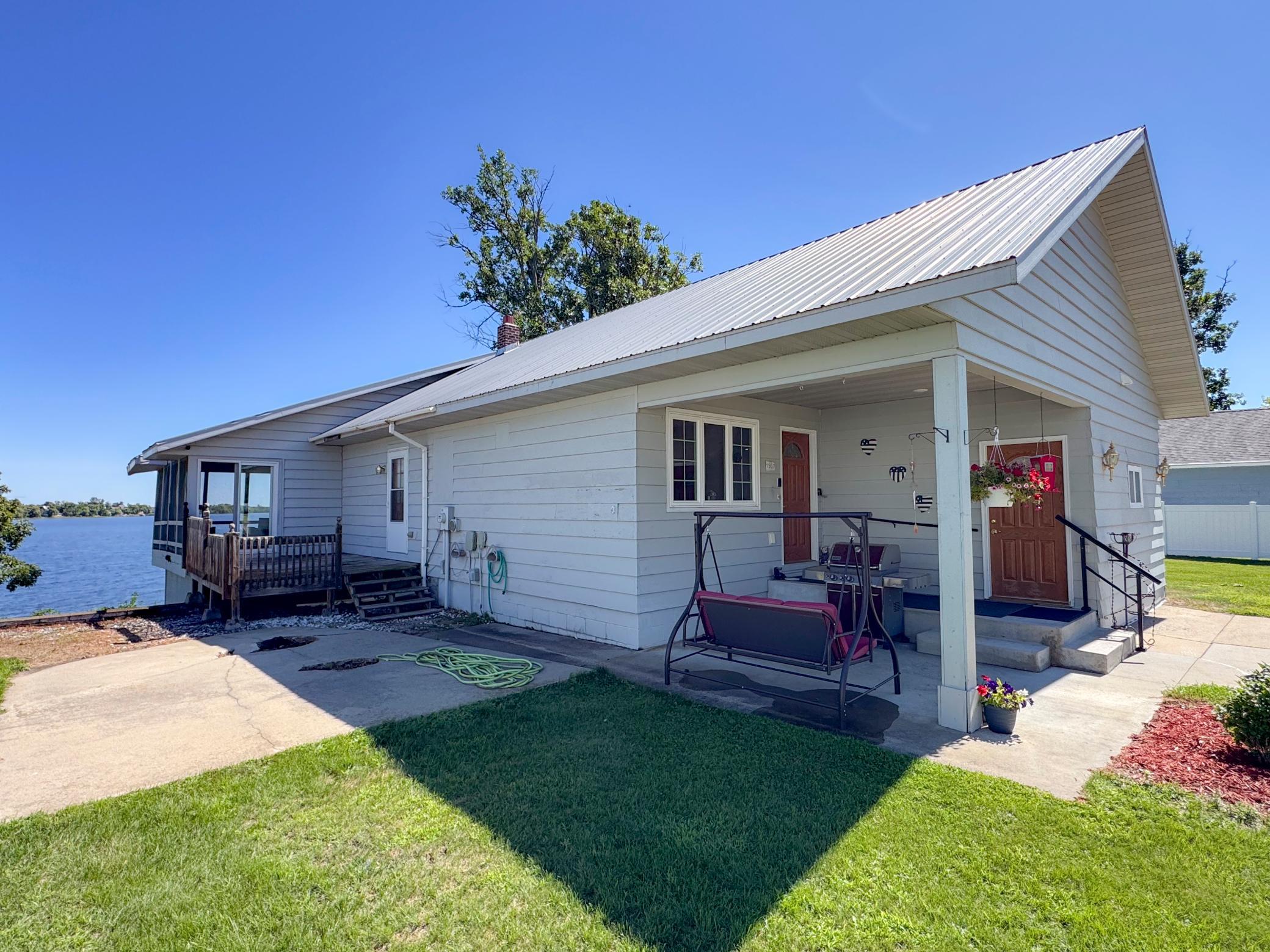 3rd image of 1907 S Lake Irving Dr Sw, Bemidji, MN 56601 | MLS# 7124359