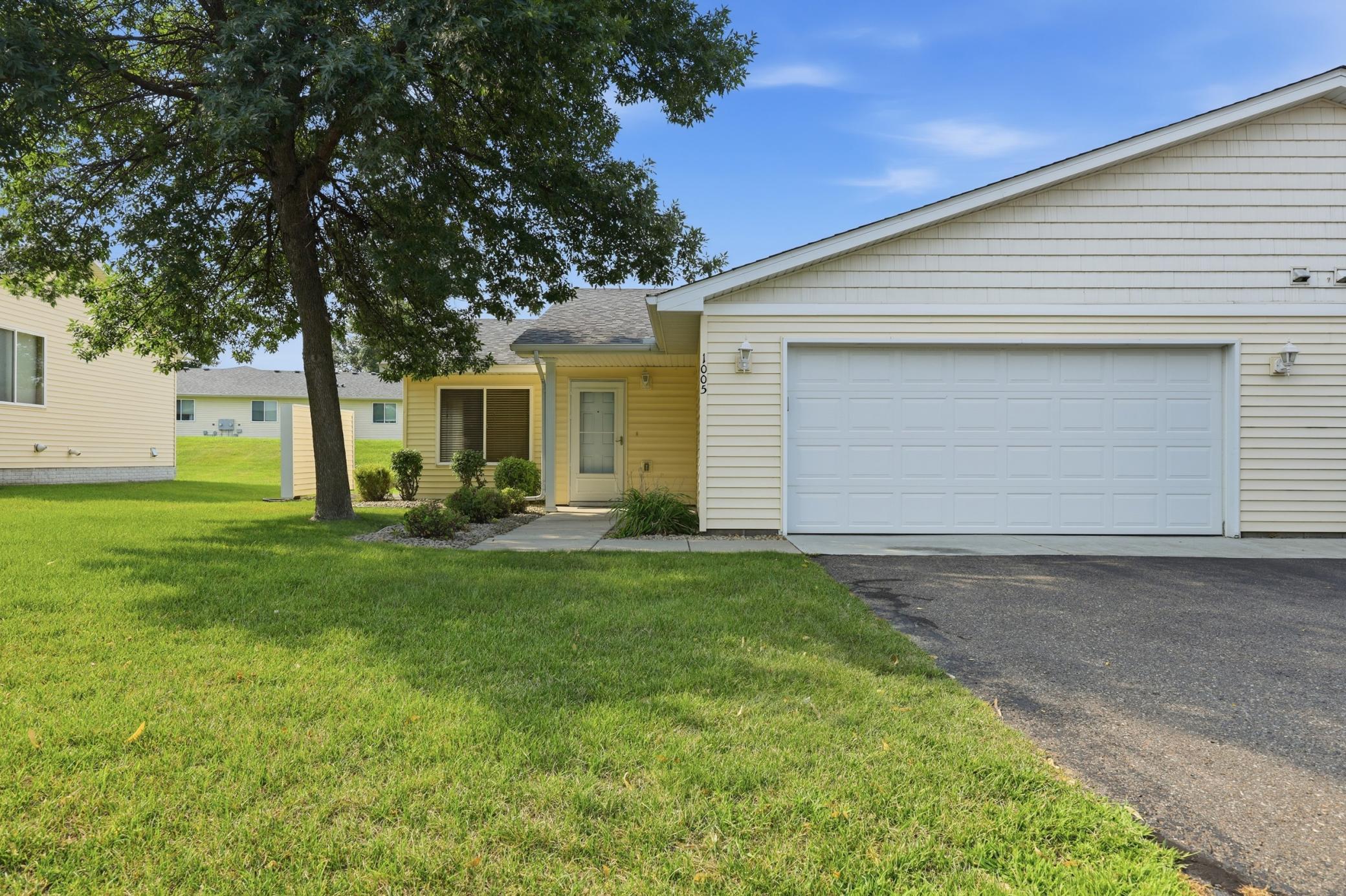 1st image of 1005 Ivy Ridge Ter, Buffalo, MN 55313 | MLS# 7124376