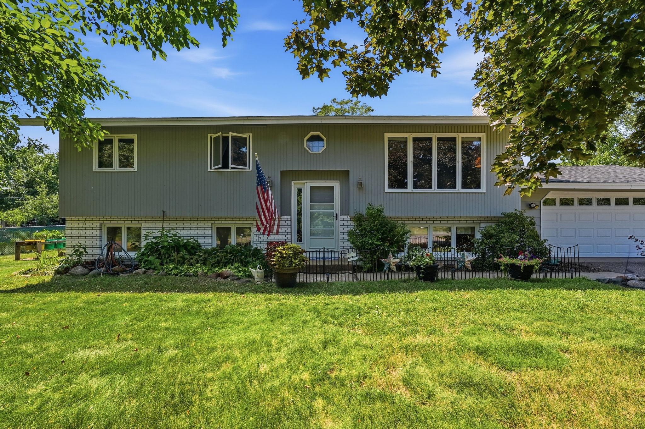 1st image of 15040 Kamacite St Nw, Anoka, MN 55303 | MLS# 7124383