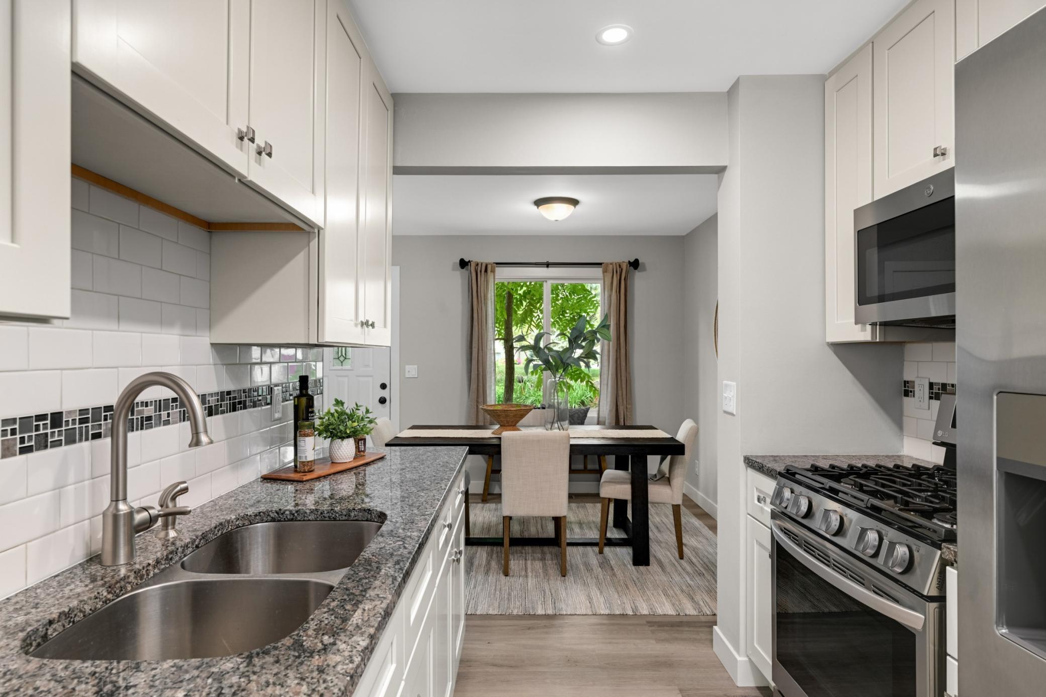 5th image of 365 W Eagle Lake Dr, Maple Grove, MN 55369 | MLS# 7124407