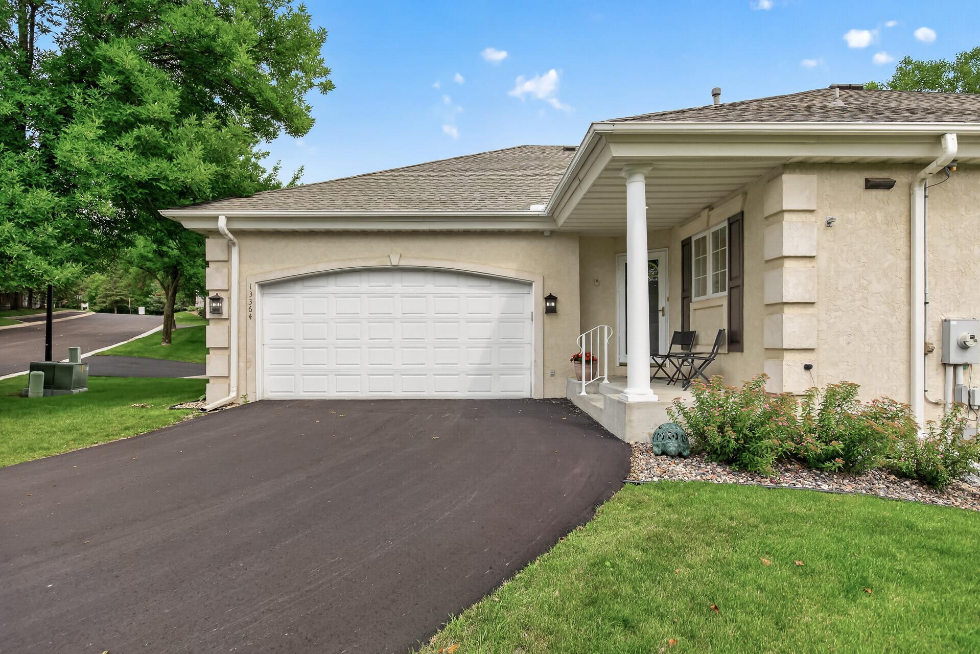 2nd image of 13364 Hummingbird Dr, Saint Paul, MN 55124 | MLS# 7124452