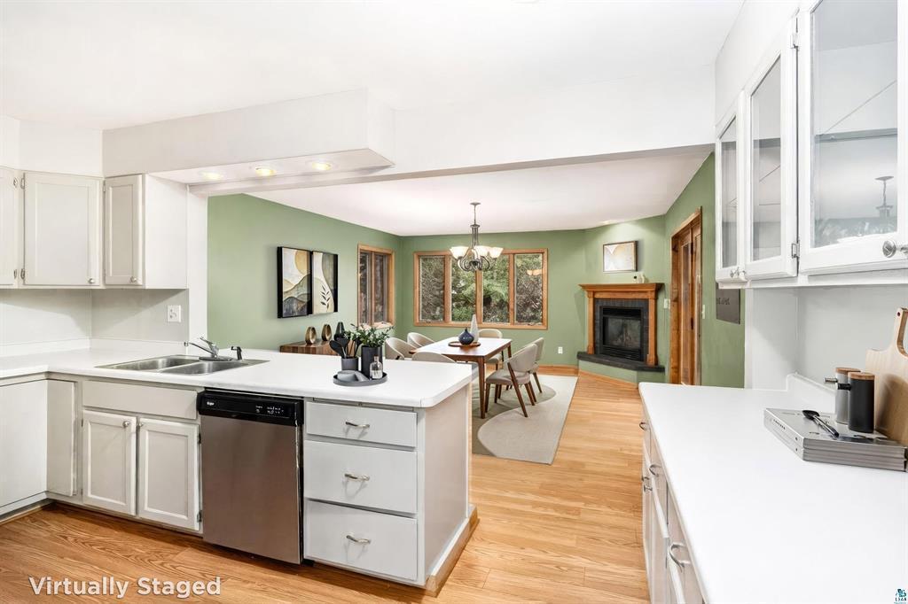 3rd image of 703 Ebony Ave, Duluth, MN 55811 | MLS# 7124479