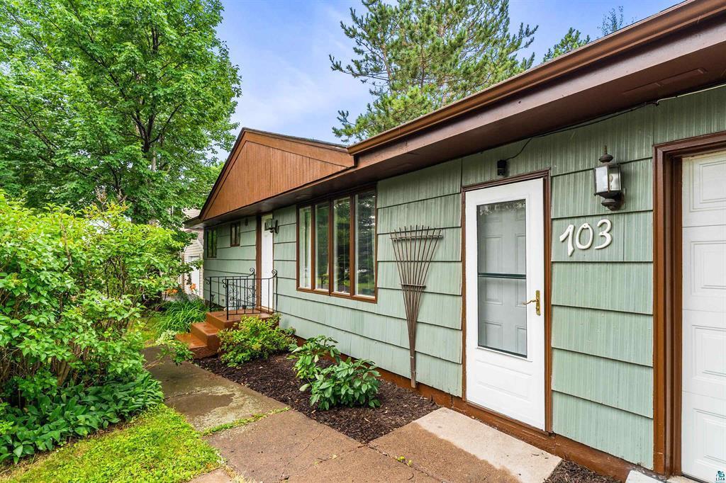 2nd image of 703 Ebony Ave, Duluth, MN 55811 | MLS# 7124479
