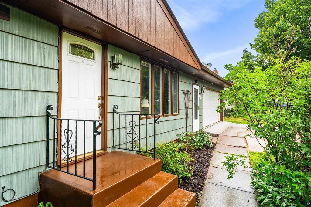 1st image of 703 Ebony Ave, Duluth, MN 55811 | MLS# 7124479