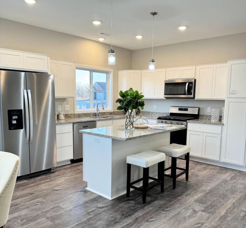 4th image of 4907 Evergreen Dr N, Hugo, MN 55038 | MLS# 7124483