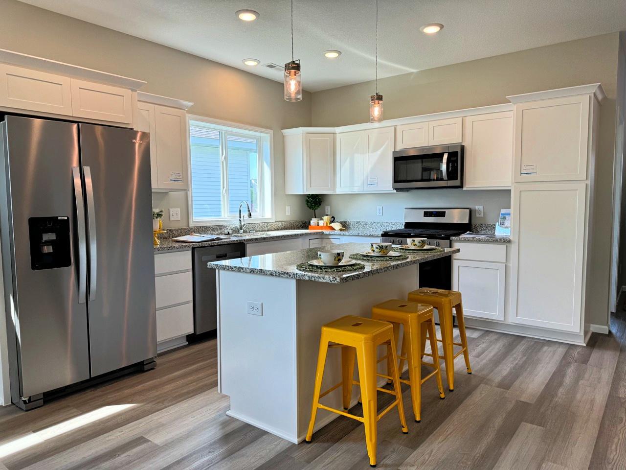 3rd image of 4907 Evergreen Dr N, Hugo, MN 55038 | MLS# 7124483