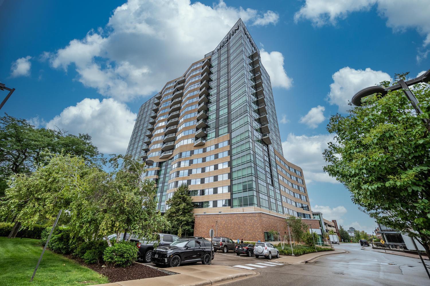 1st image of 3209 Galleria #1502, Minneapolis, MN 55435 | MLS# 7124489