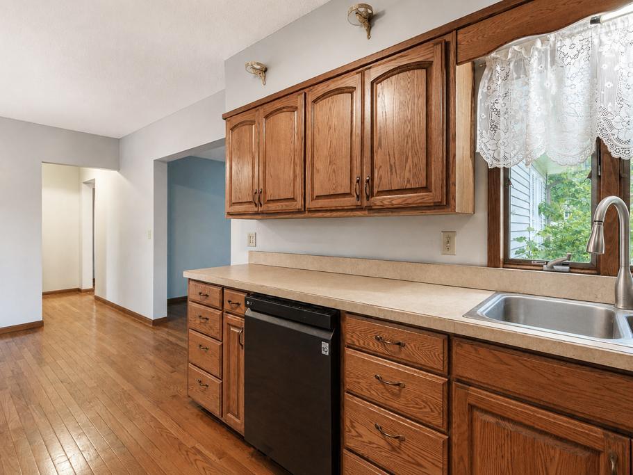 3rd image of 127 Higbie Ave E, Minnesota Lake, MN 56068 | MLS# 7124492