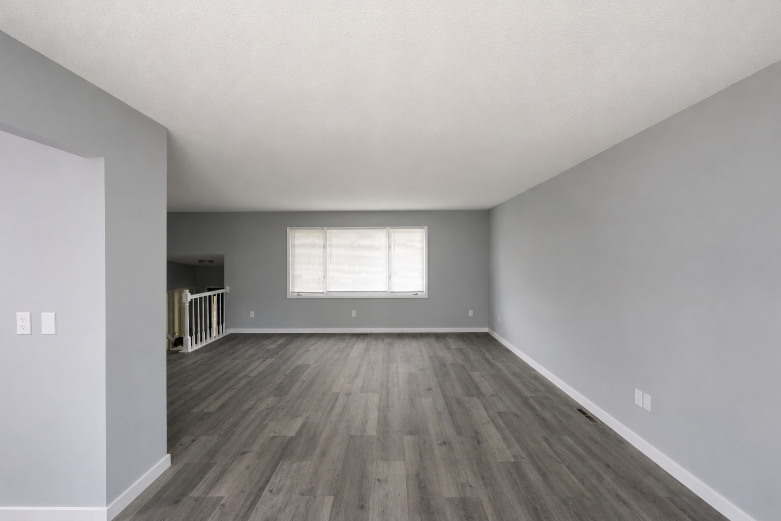 5th image of 7797 Woodpark Blvd, Saint Paul, MN 55125 | MLS# 7124500