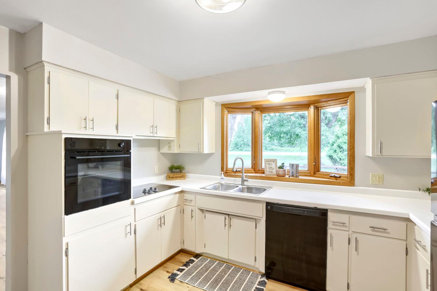 2nd image of 19293 Forest Blvd N, Forest Lake, MN 55025 | MLS# 7124505