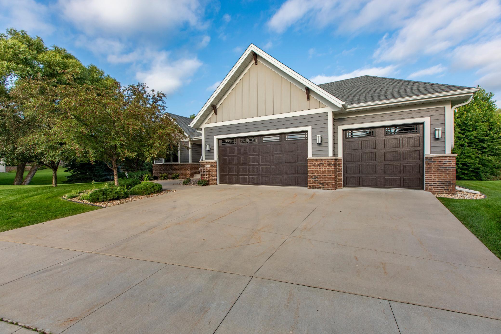 2nd image of 5124 Scenic Oak Dr Sw, Rochester, MN 55902 | MLS# 7124513