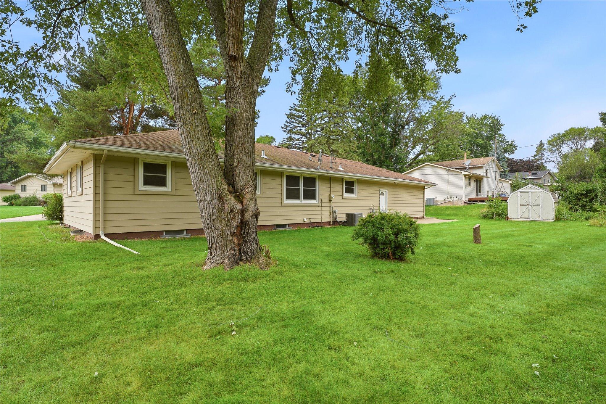 5th image of 112 Willow Dr Sw, Saint Michael, MN 55376 | MLS# 7124530