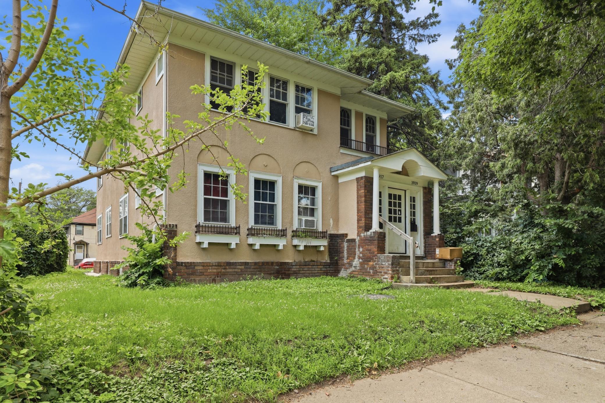 1st image of 1917 Newton Ave N, Minneapolis, MN 55411 | MLS# 7124536