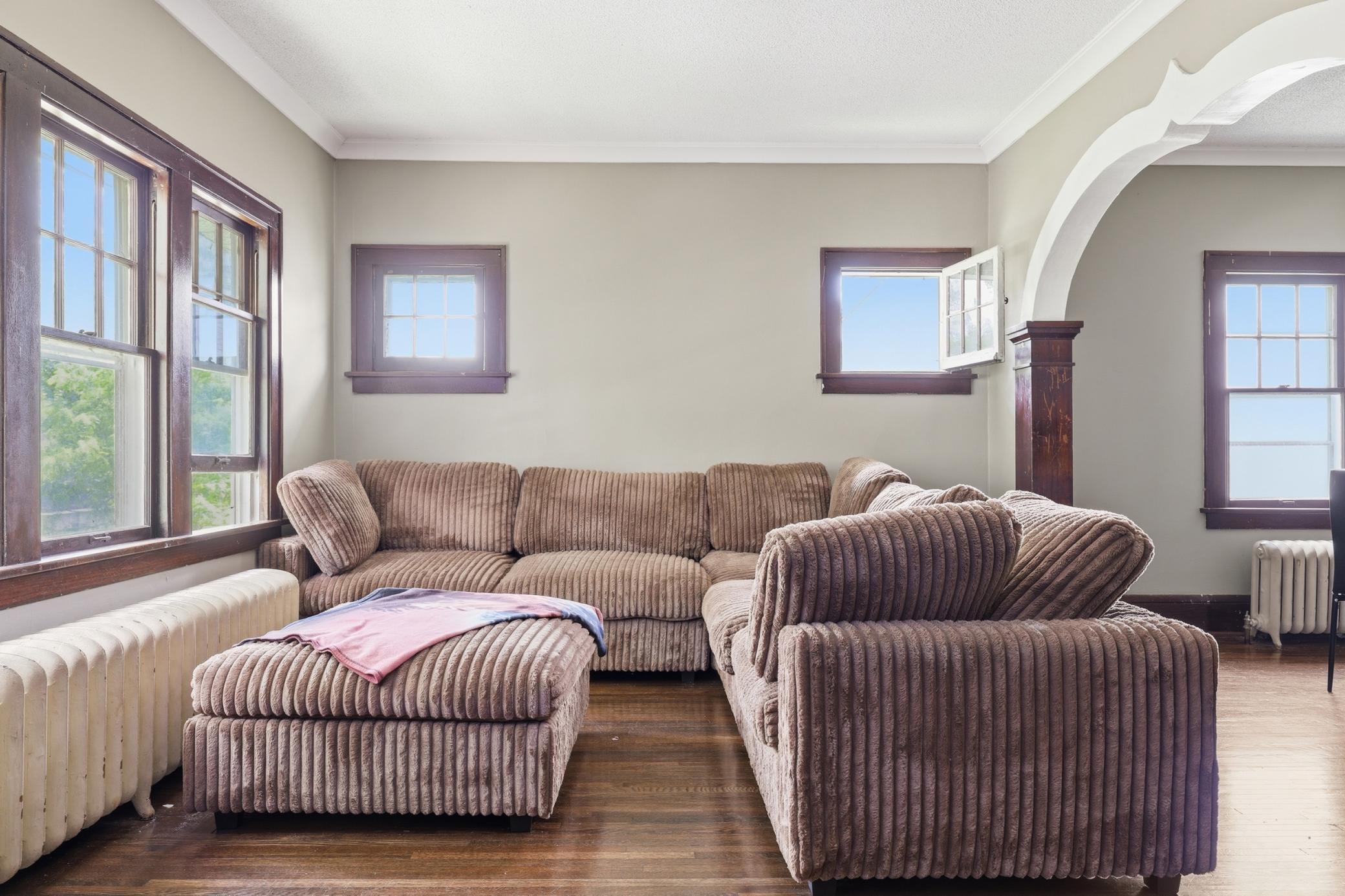 4th image of 1917 Newton Ave N, Minneapolis, MN 55411 | MLS# 7124536