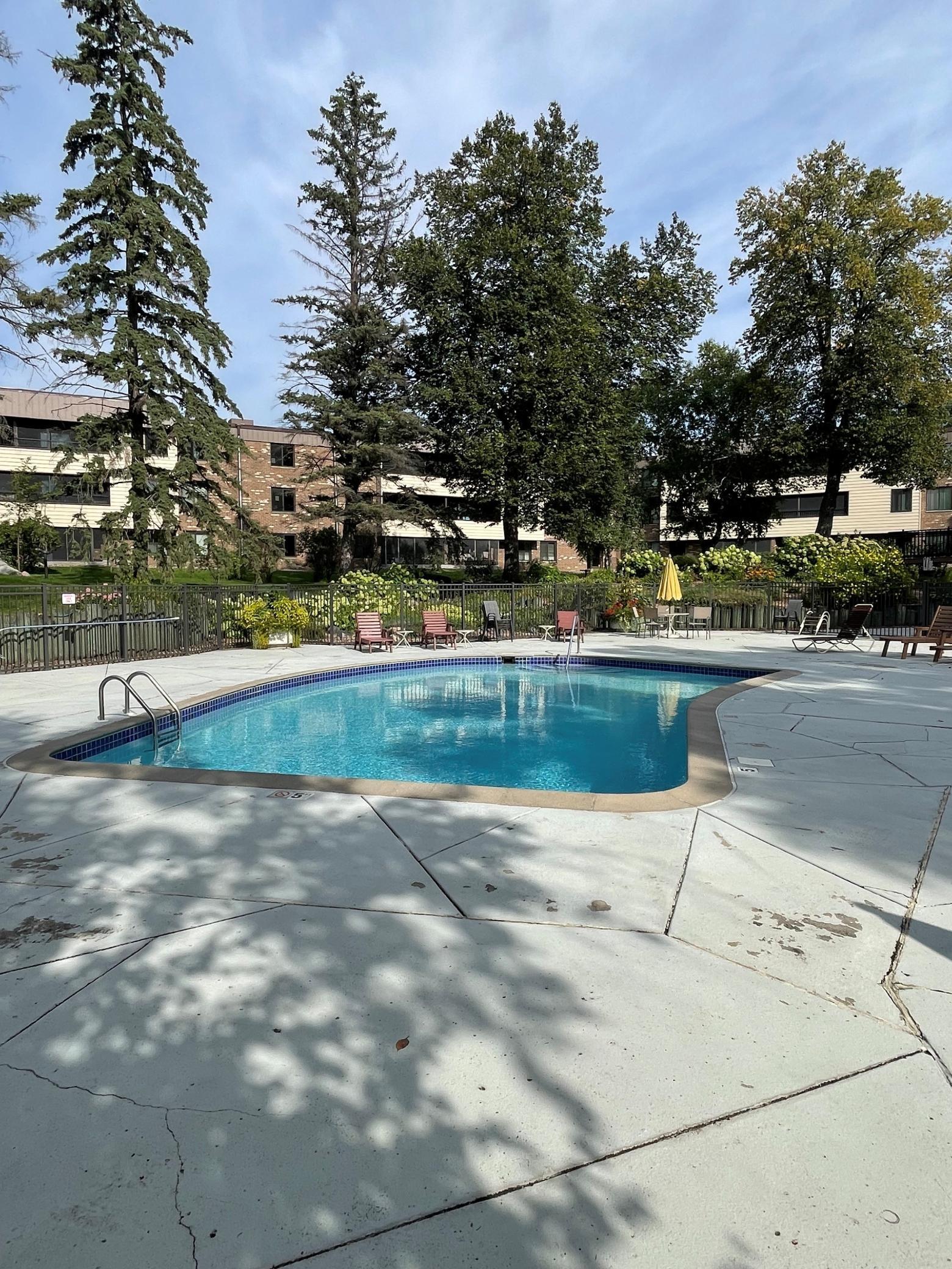 3rd image of 7500 Cahill Rd #311C, Minneapolis, MN 55439 | MLS# 7124547