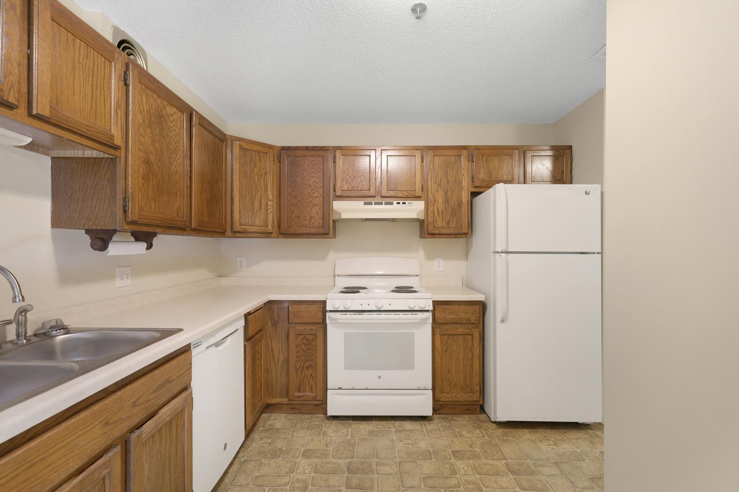 5th image of 6615 Lake Shore Dr S #115, Minneapolis, MN 55423 | MLS# 7124548